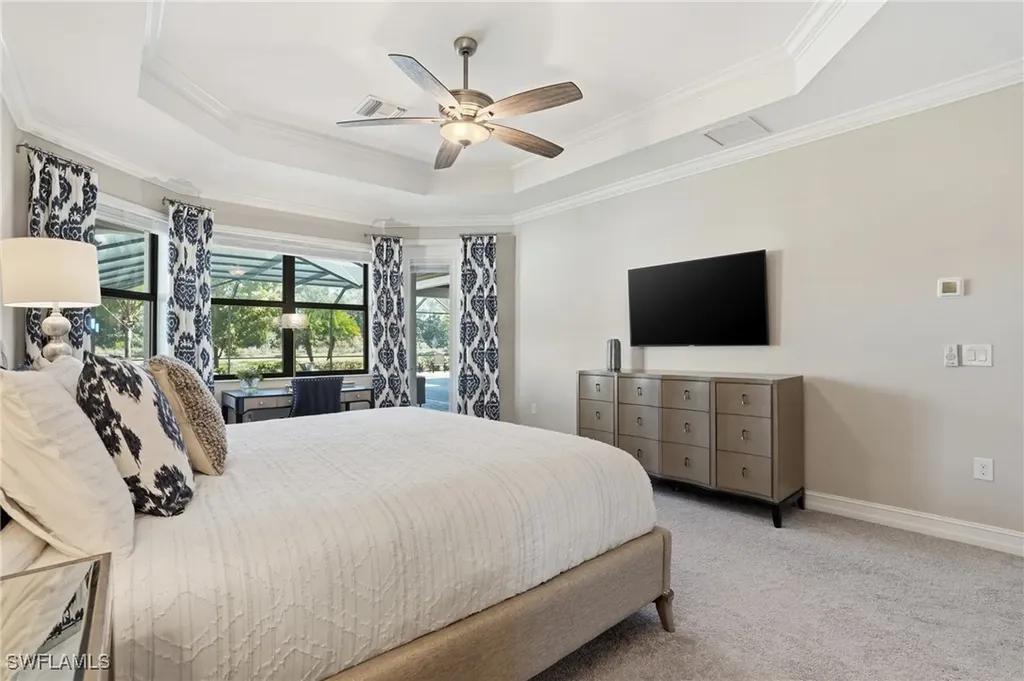 2235 Somerset Place Naples FL 34120