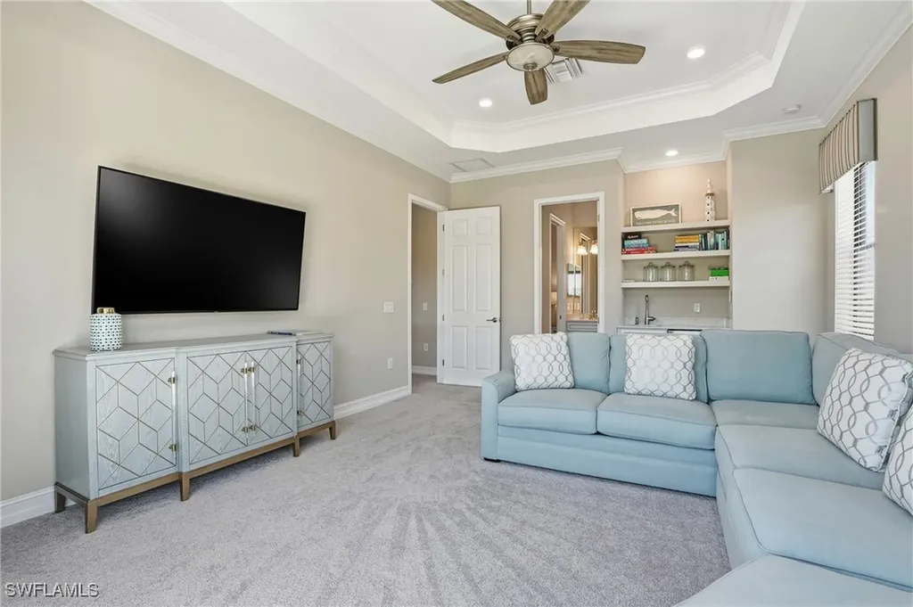 2235 Somerset Place Naples FL 34120