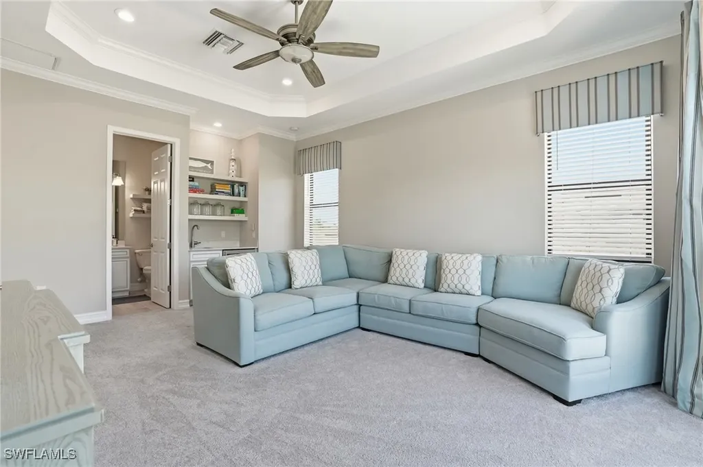 2235 Somerset Place Naples FL 34120