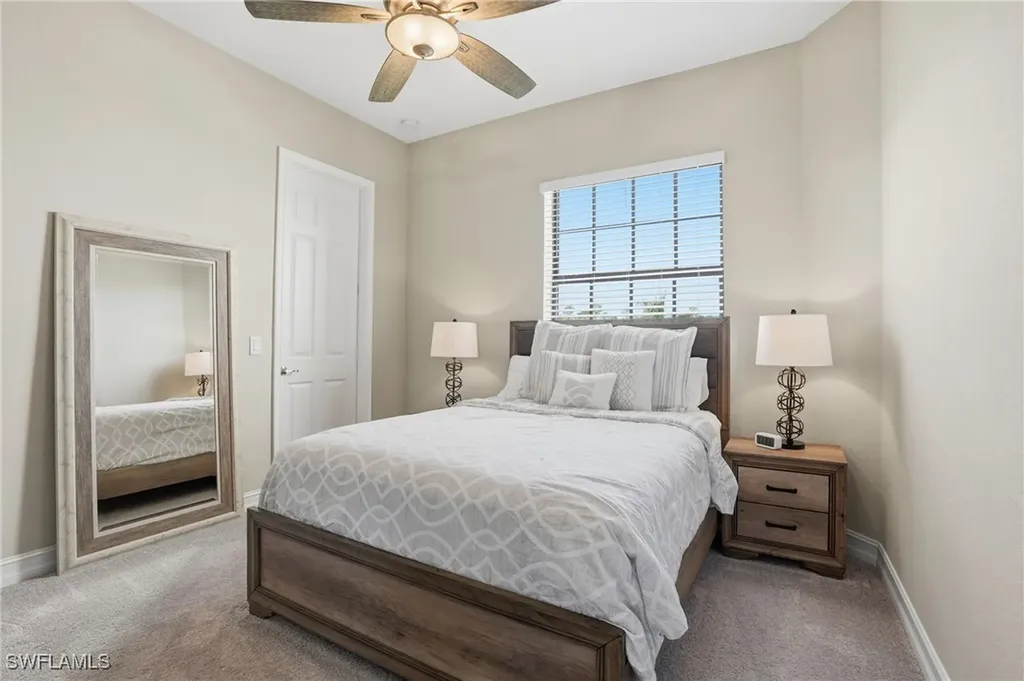 2235 Somerset Place Naples FL 34120