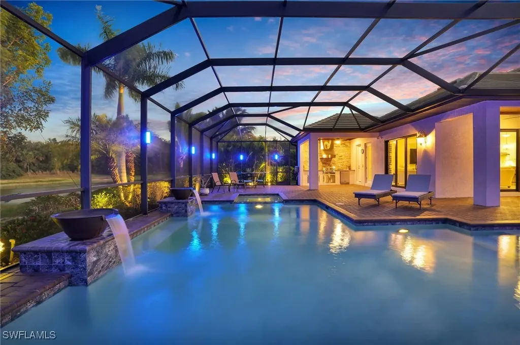 2235 Somerset Place Naples FL 34120