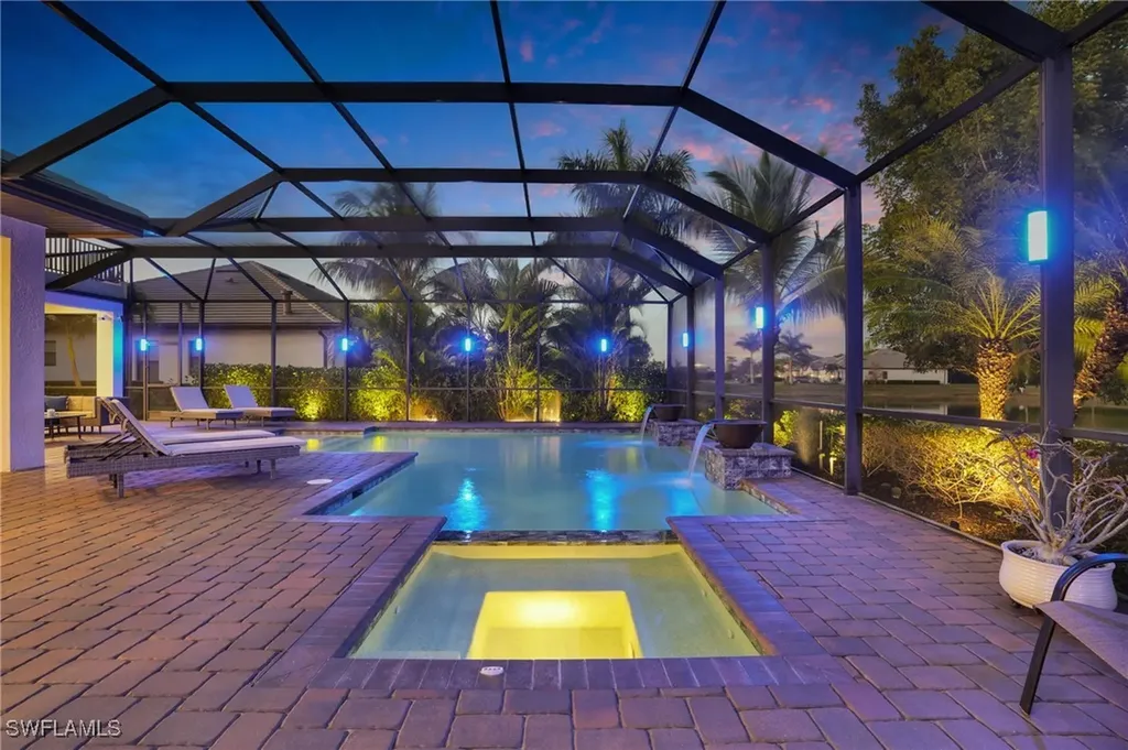 2235 Somerset Place Naples FL 34120