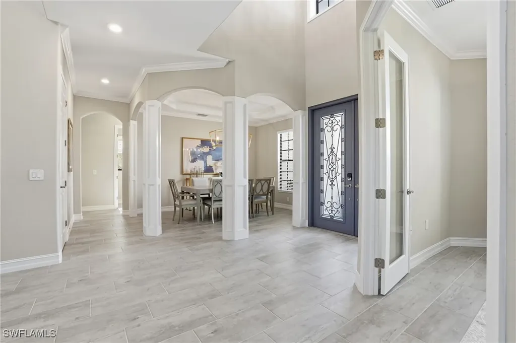 2235 Somerset Place Naples FL 34120