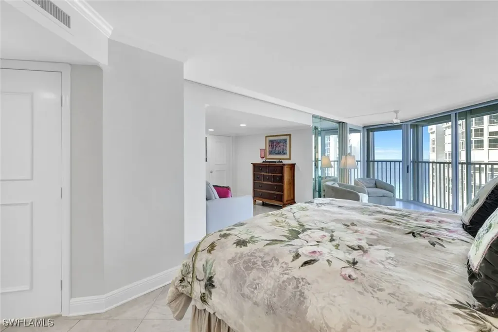 4041 Gulf Shore Boulevard N Naples FL 34103