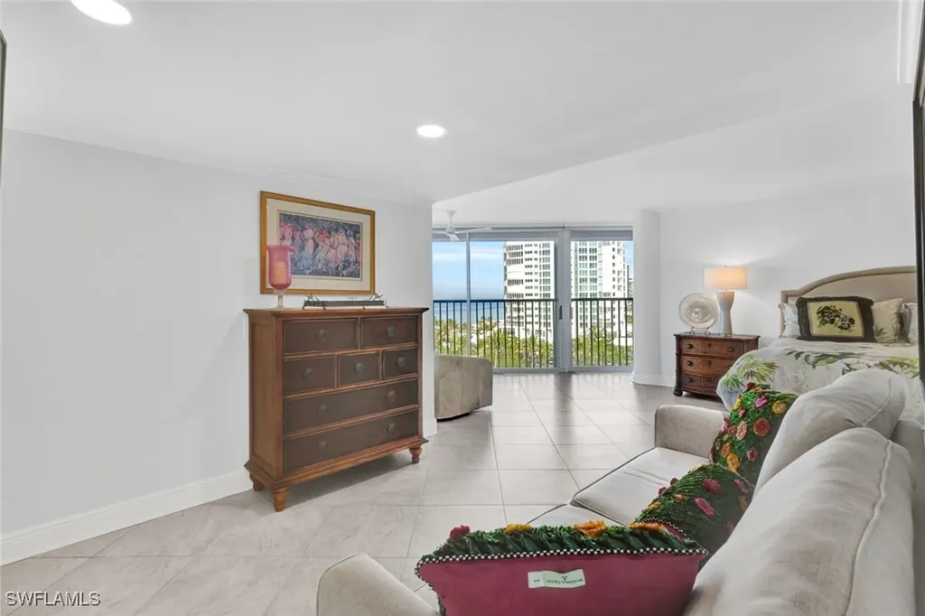 4041 Gulf Shore Boulevard N Naples FL 34103
