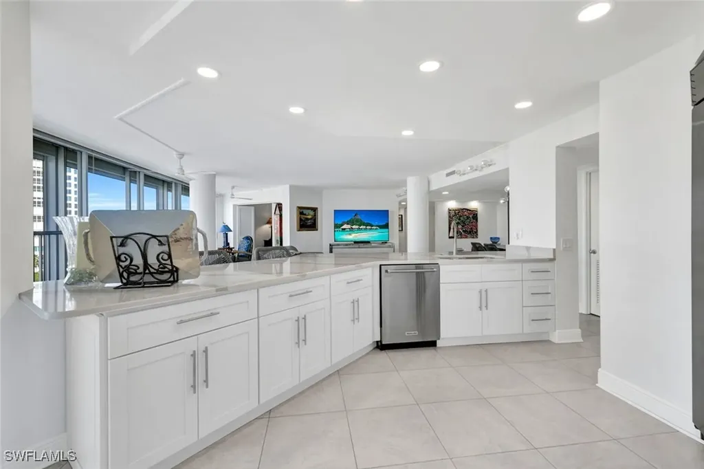 4041 Gulf Shore Boulevard N Naples FL 34103