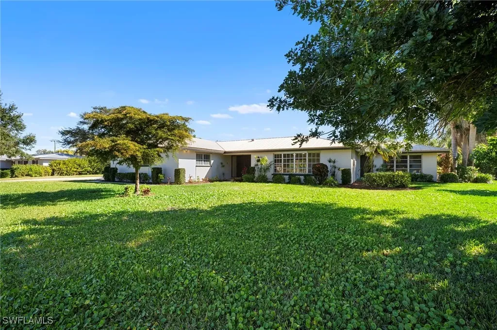 5091 Westminster Drive Fort Myers FL 33919