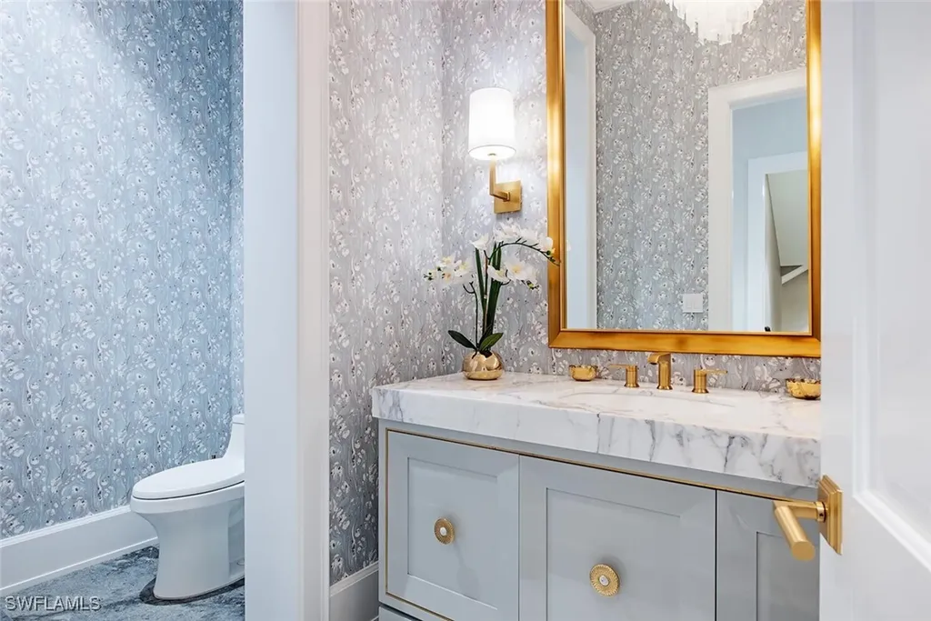 3777 Gordon Drive Naples FL 34102