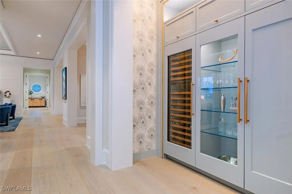 3777 Gordon Drive Naples FL 34102