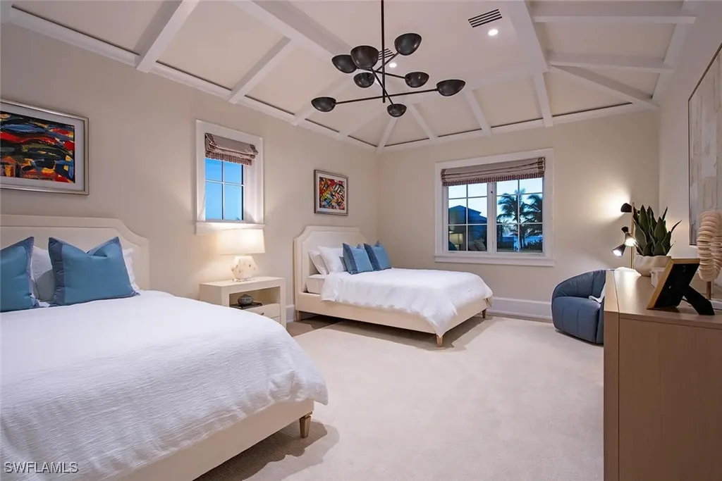 3777 Gordon Drive Naples FL 34102