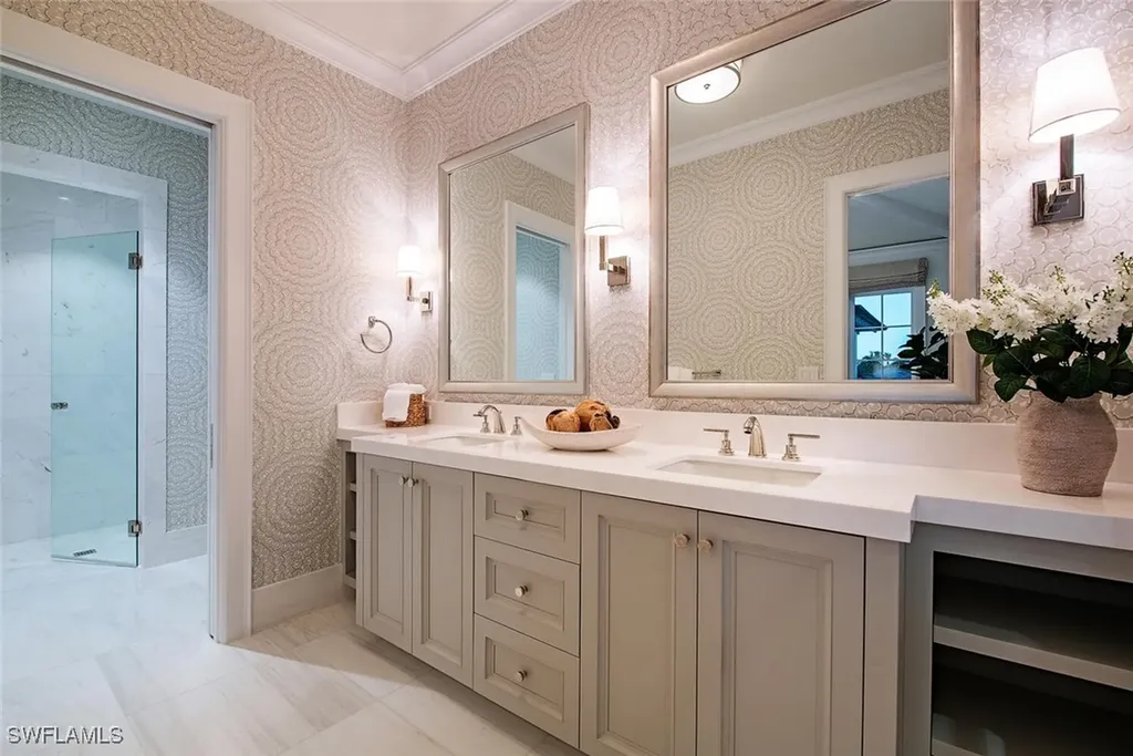 3777 Gordon Drive Naples FL 34102