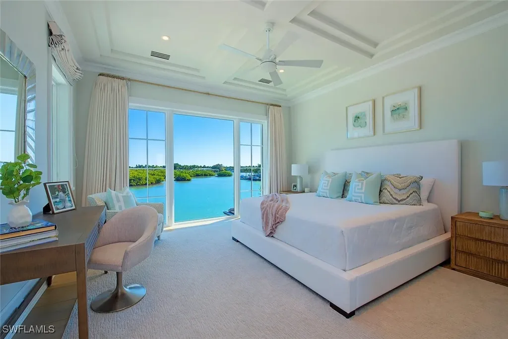 3777 Gordon Drive Naples FL 34102