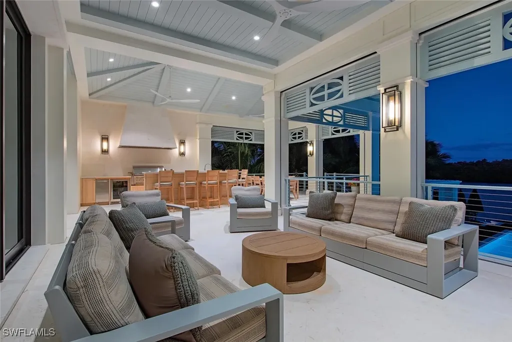 3777 Gordon Drive Naples FL 34102