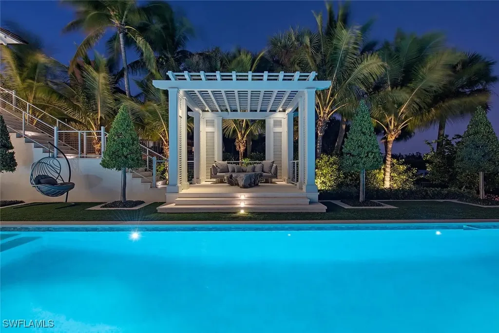 3777 Gordon Drive Naples FL 34102