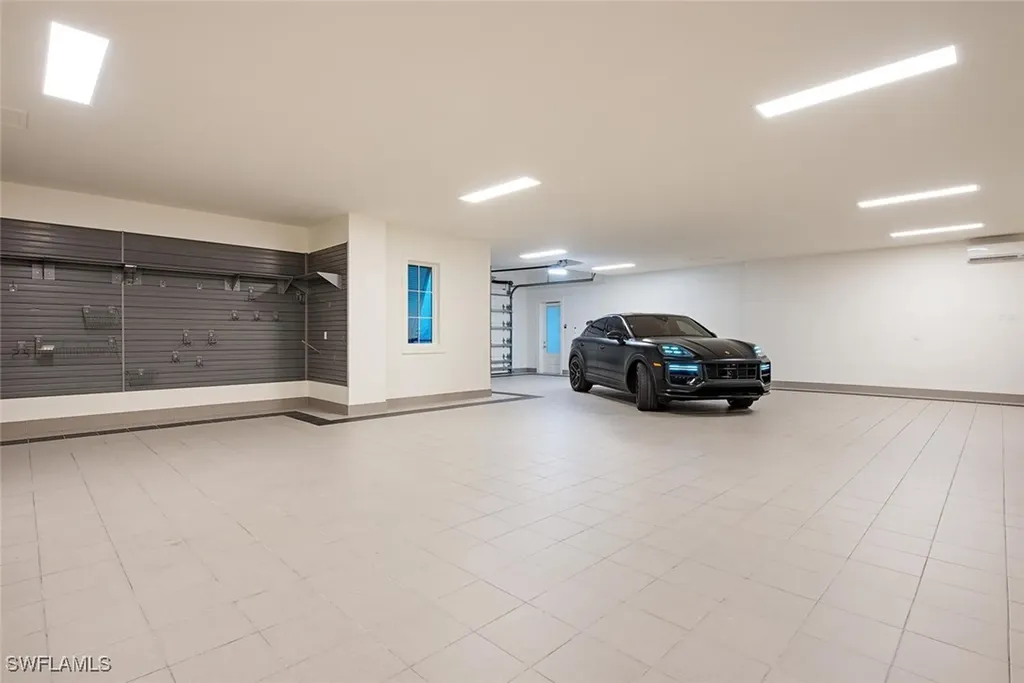 3777 Gordon Drive Naples FL 34102