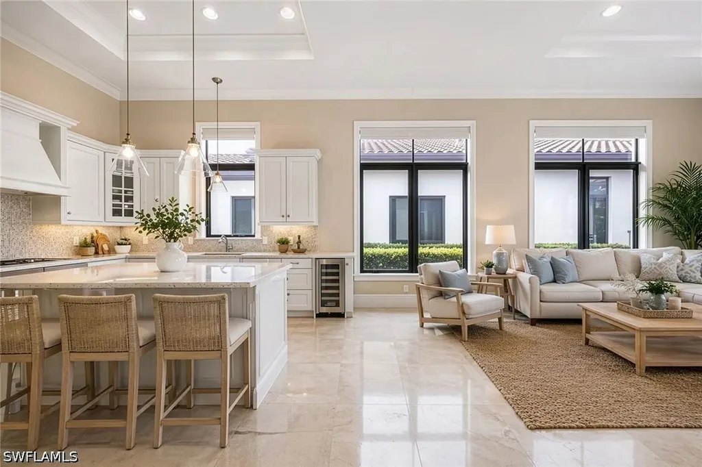 2277 Residence Circle Naples FL 34105