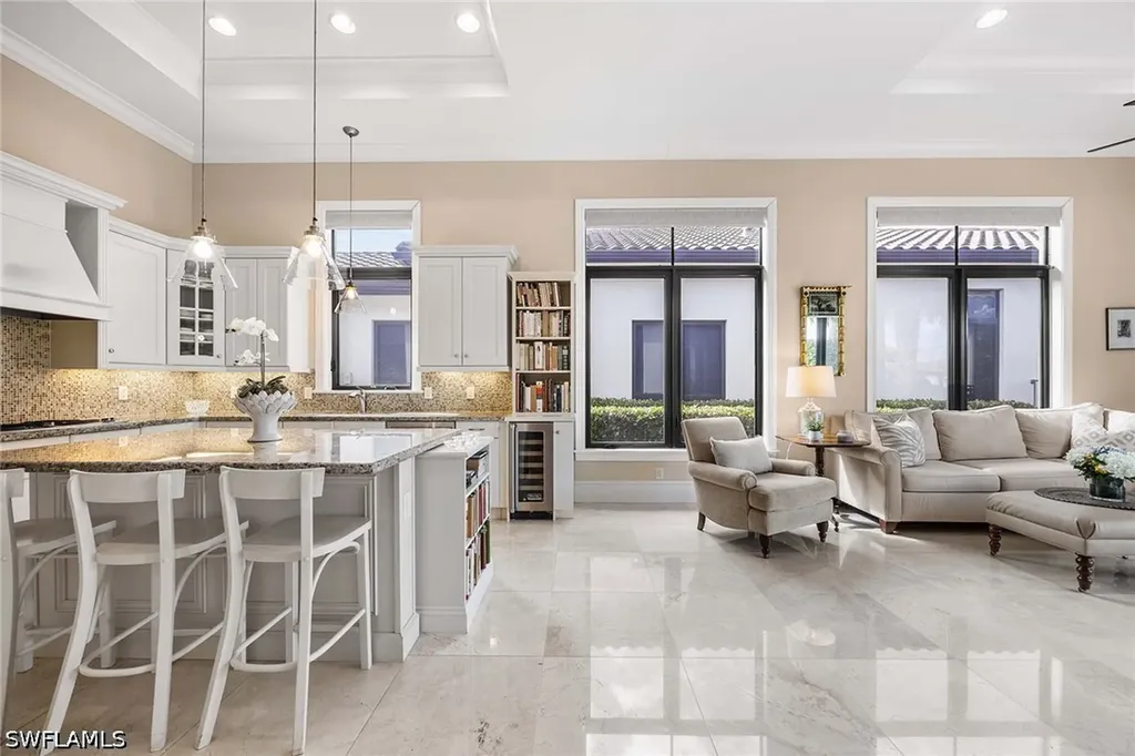 2277 Residence Circle Naples FL 34105
