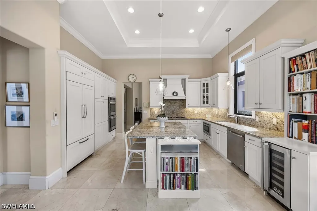 2277 Residence Circle Naples FL 34105