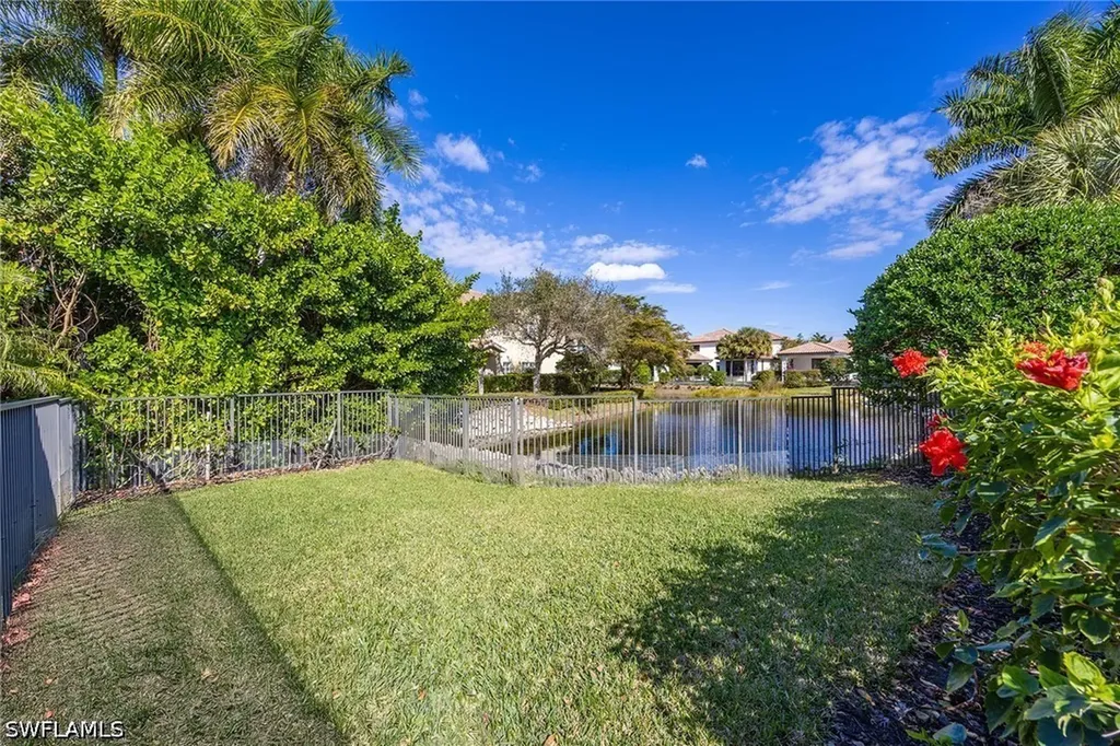 2277 Residence Circle Naples FL 34105