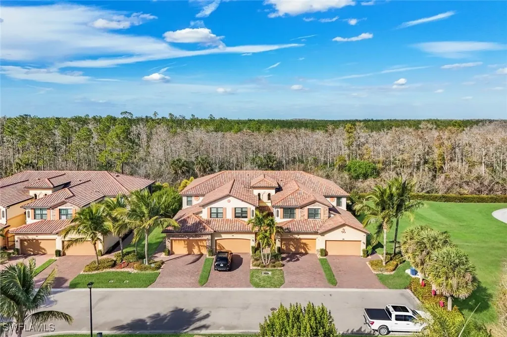 28005 Cookstown Court Bonita Springs FL 34135