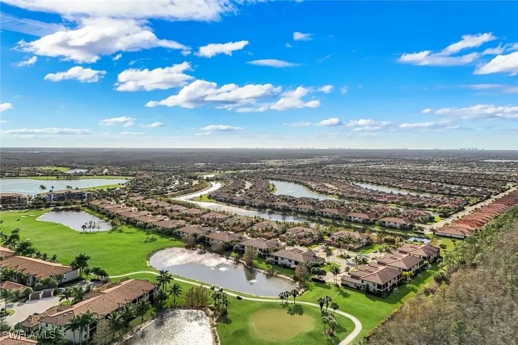 28005 Cookstown Court Bonita Springs FL 34135