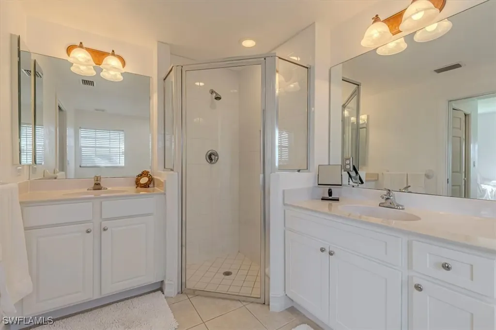 9195 Michael Circle Naples FL 34113