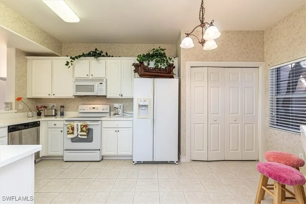 9195 Michael Circle Naples FL 34113