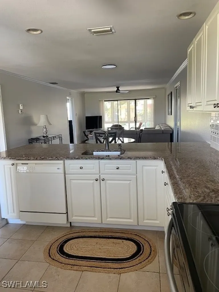 632 Victoria Drive Cape Coral FL 33904