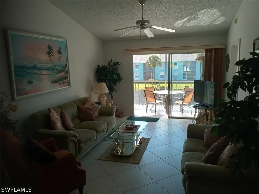 185 Grand Oaks Way Naples FL 34110