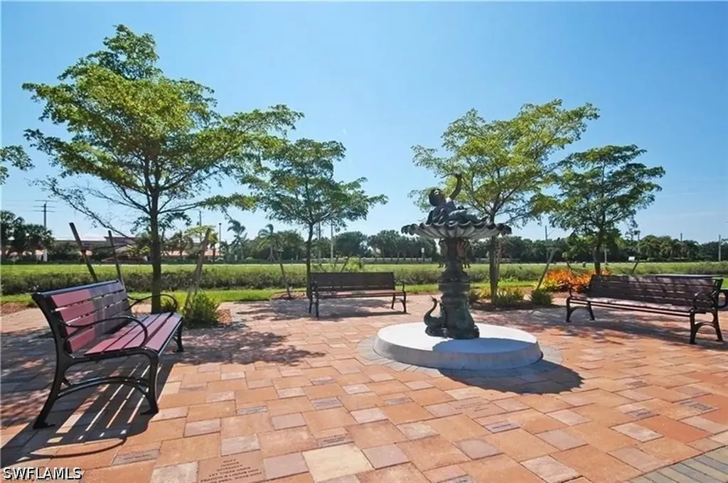 185 Grand Oaks Way Naples FL 34110