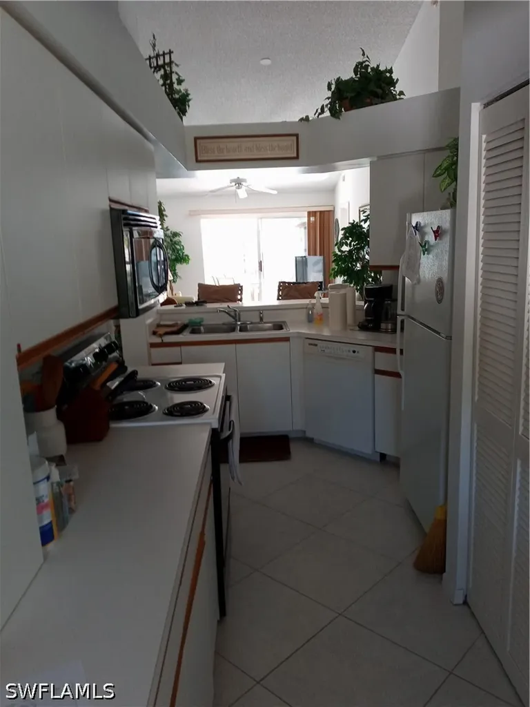185 Grand Oaks Way Naples FL 34110