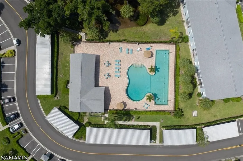 185 Grand Oaks Way Naples FL 34110