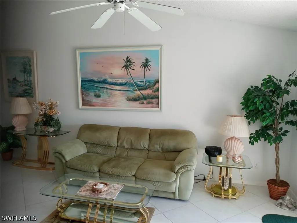 185 Grand Oaks Way Naples FL 34110
