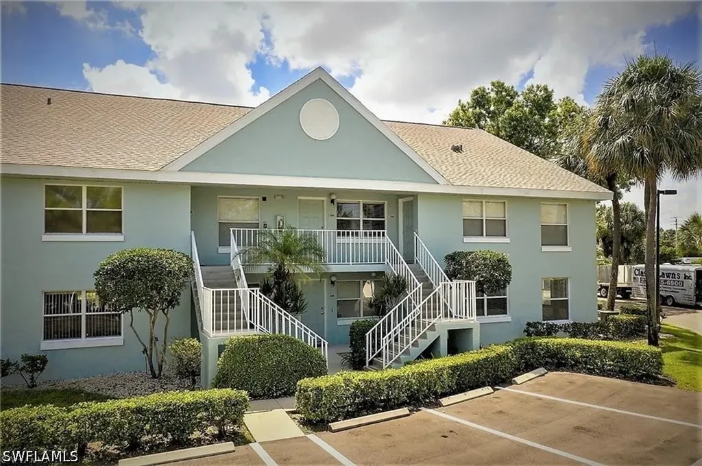 185 Grand Oaks Way Naples FL 34110