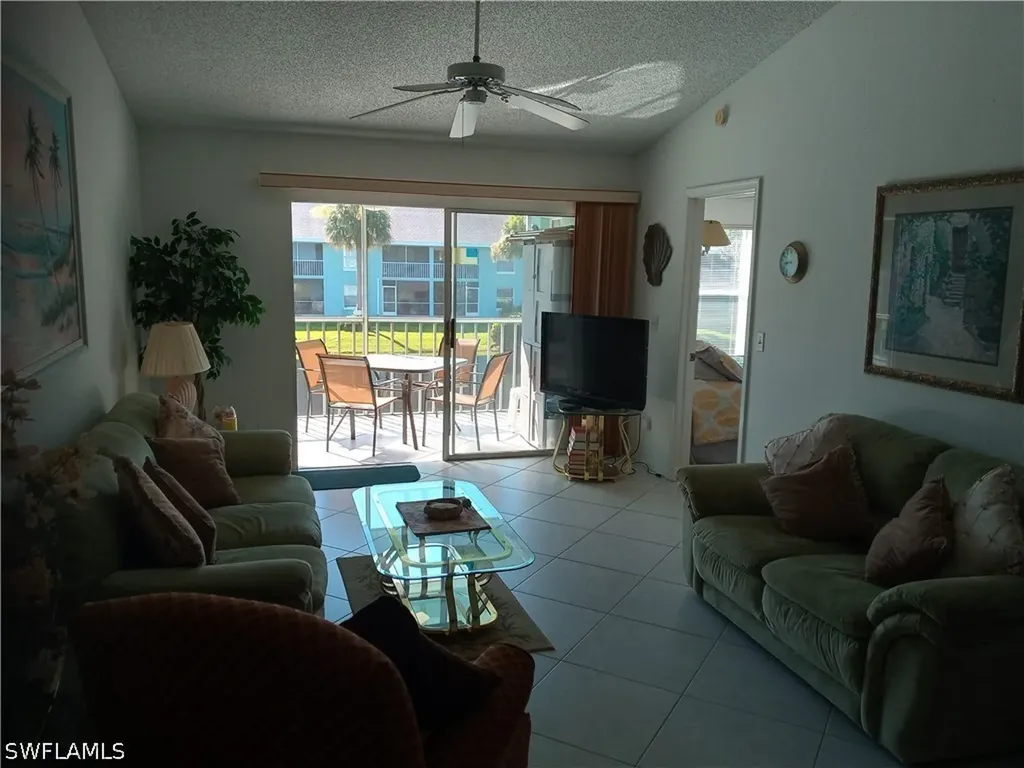 185 Grand Oaks Way Naples FL 34110