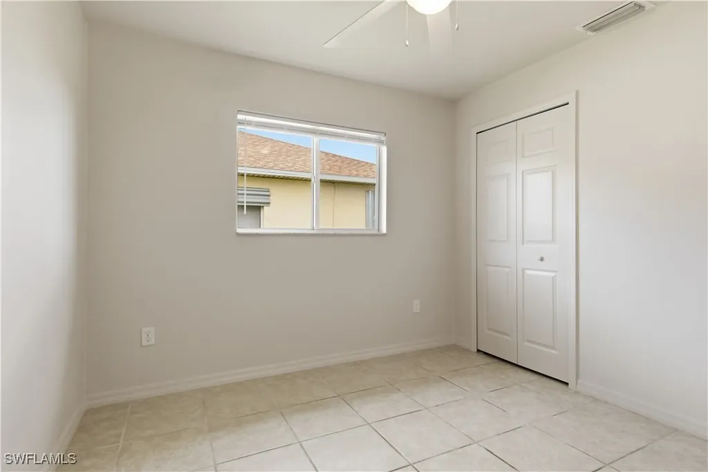 516/518 SE 5th Place Cape Coral FL 33990
