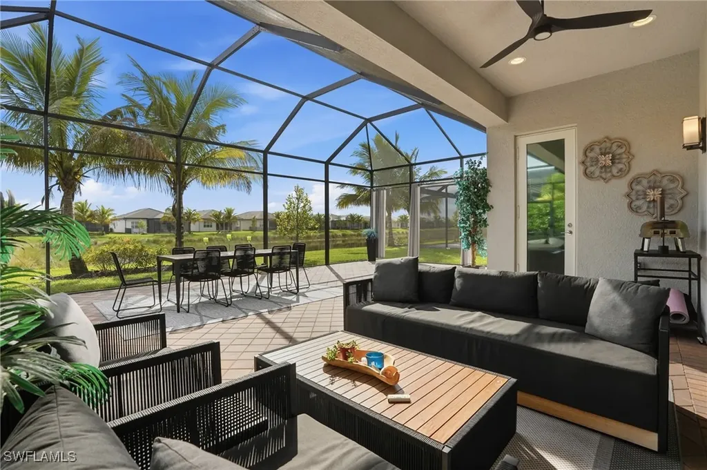 11394 Jacaranda Drive Naples FL 34120