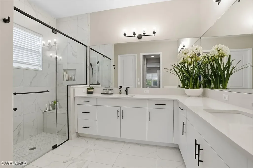 11394 Jacaranda Drive Naples FL 34120