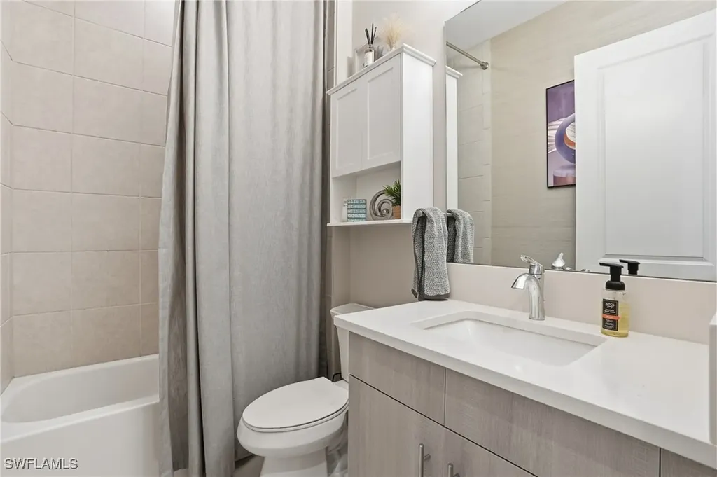 11394 Jacaranda Drive Naples FL 34120