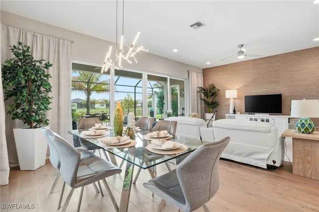 11394 Jacaranda Drive Naples FL 34120