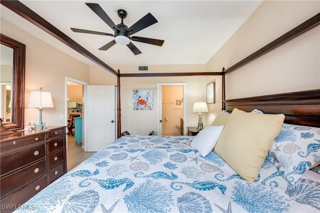 2453 Millcreek Lane N Naples FL 34119