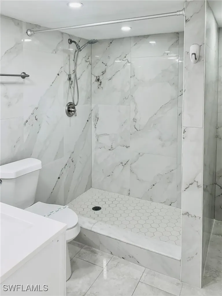 826 Wiggins Pass Road Naples FL 34110
