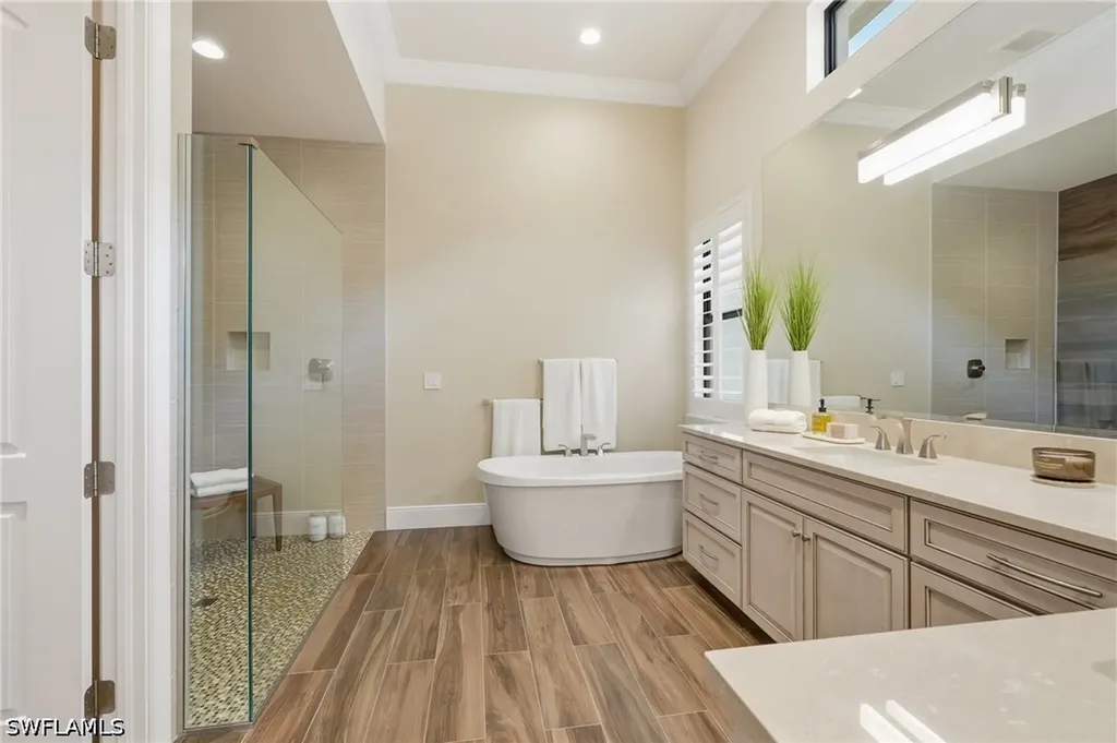 11821 Via Cassina Court Miromar Lakes FL 33913