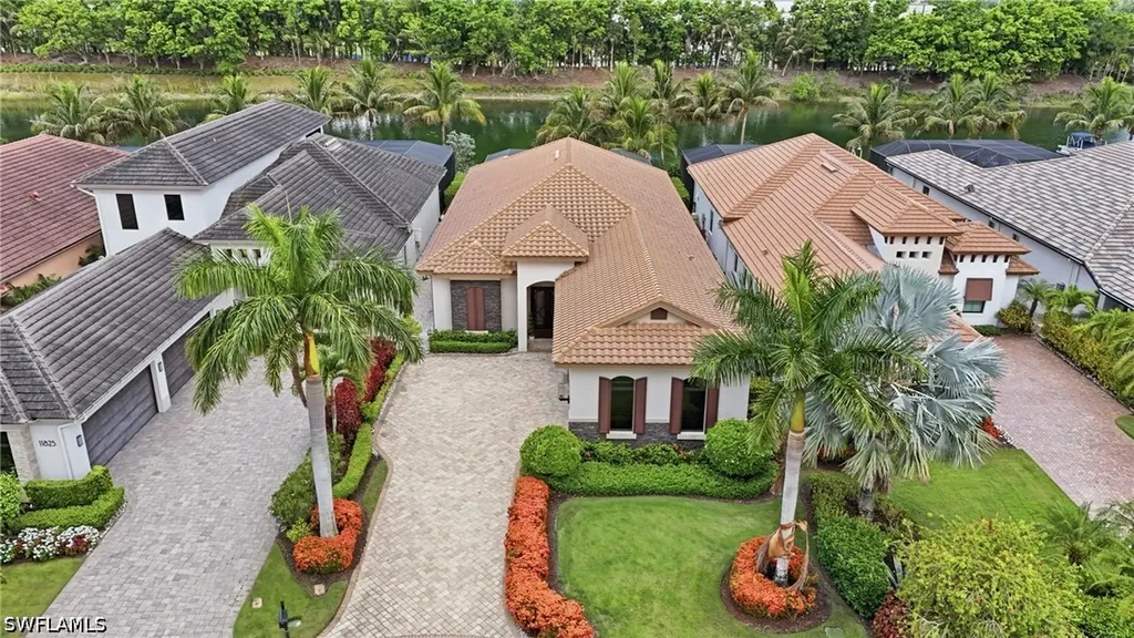 11821 Via Cassina Court Miromar Lakes FL 33913