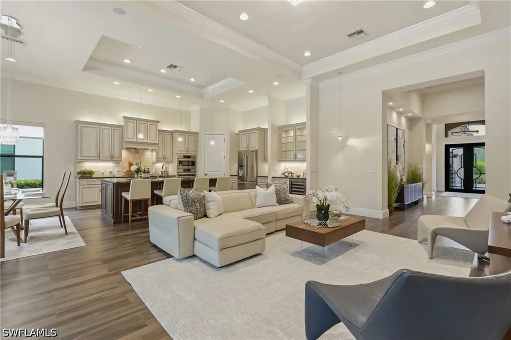 11821 Via Cassina Court Miromar Lakes FL 33913