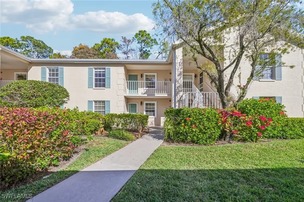 1704 Kings Lake Boulevard Naples FL 34112