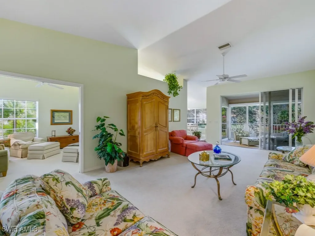 5640 Sandlewood Court Naples FL 34110