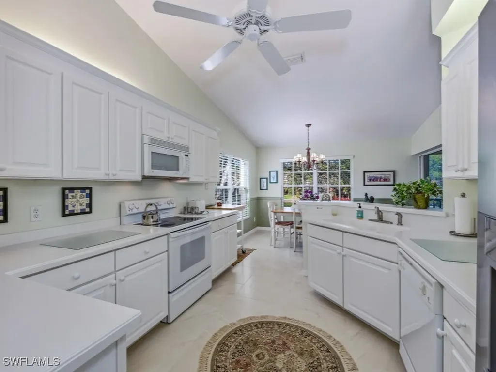 5640 Sandlewood Court Naples FL 34110