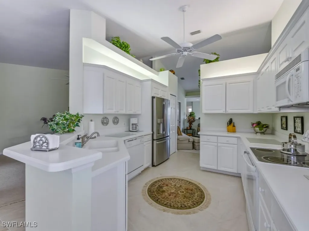 5640 Sandlewood Court Naples FL 34110