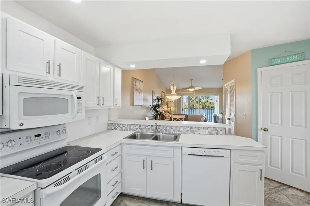 1175 Mainsail Drive Naples FL 34114